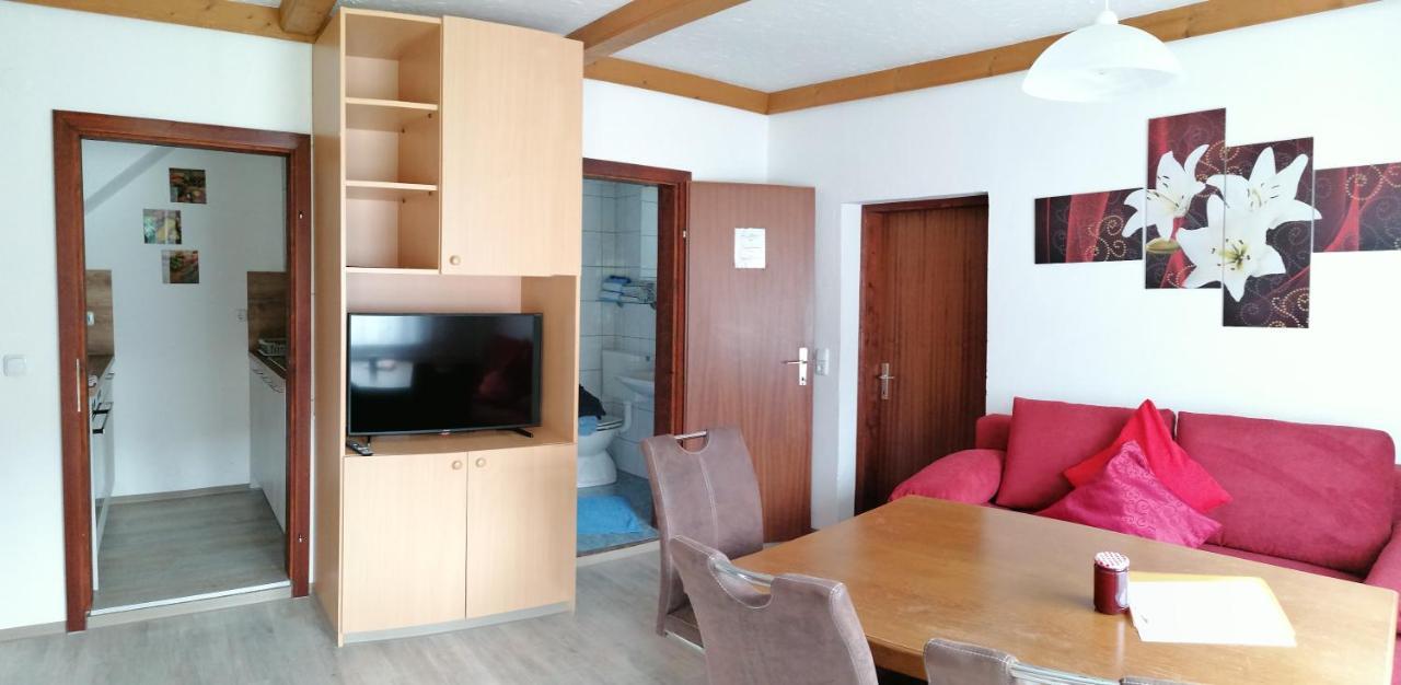 Haus Manuela Am Pressegger See Egg bei Hermagor エクステリア 写真